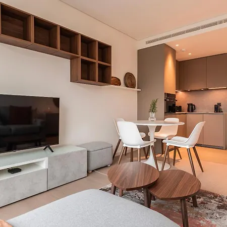 Upscale Riverside By Lovelystay Apartment *