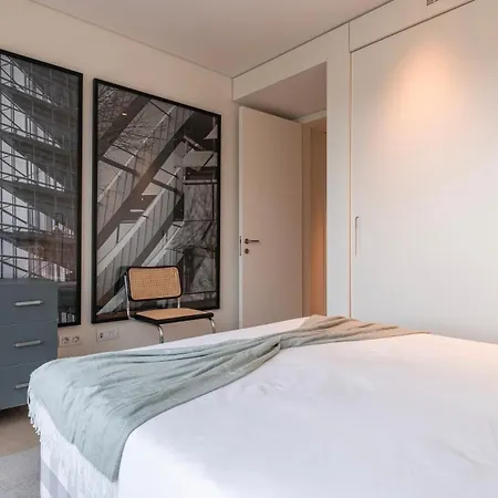 Apartment Upscale Riverside By Lovelystay Lisbon