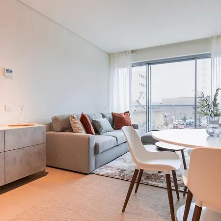 Upscale Riverside By Lovelystay Apartment *